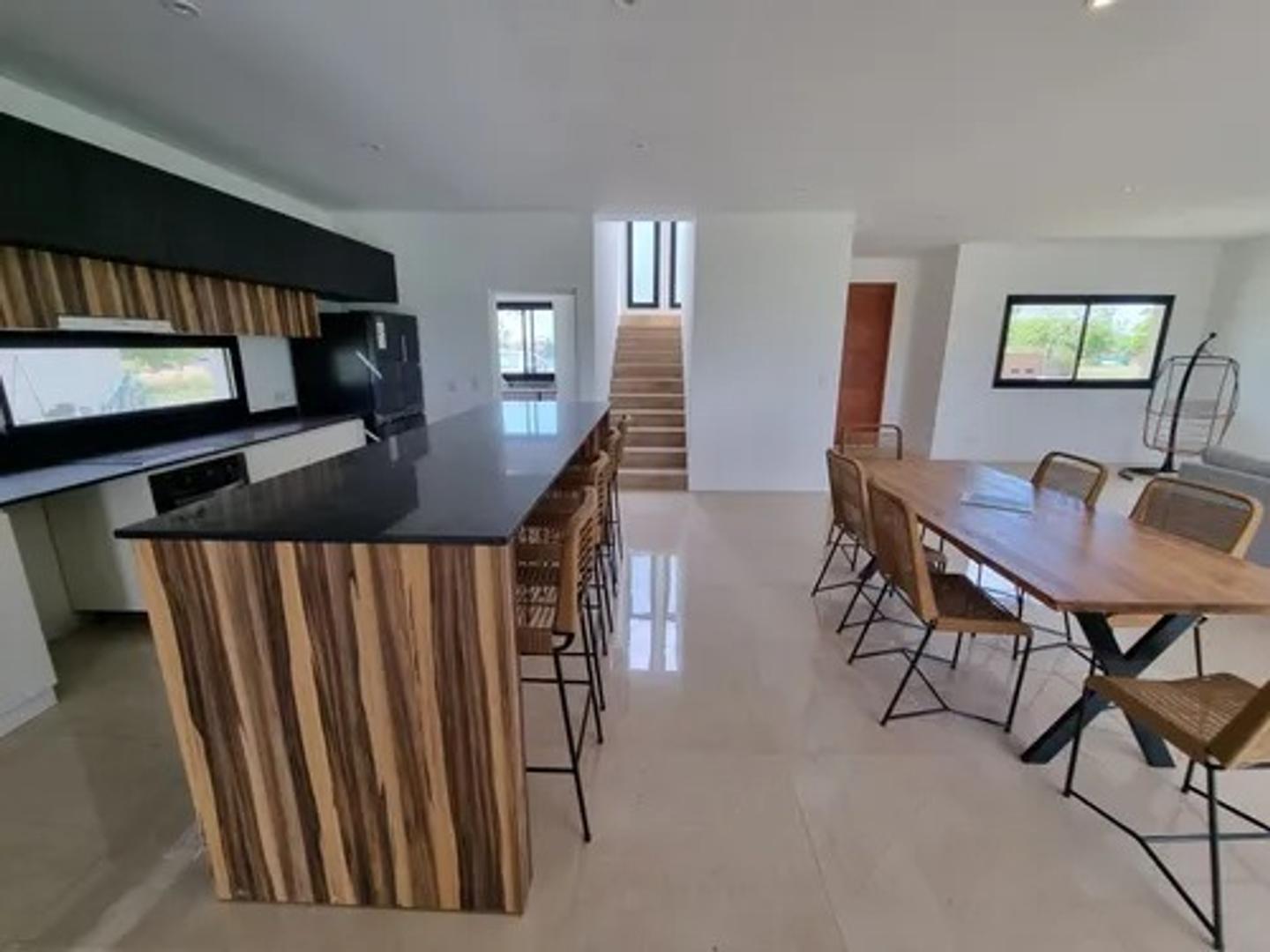 Casa en Venta en Puertos - Araucarias, USD 297.000