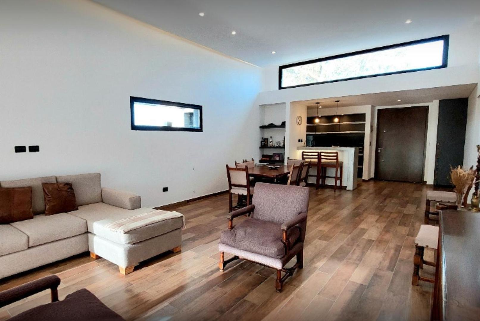 Casa Venta Berazategui Sebastian Gaboto Pueblos del plata.