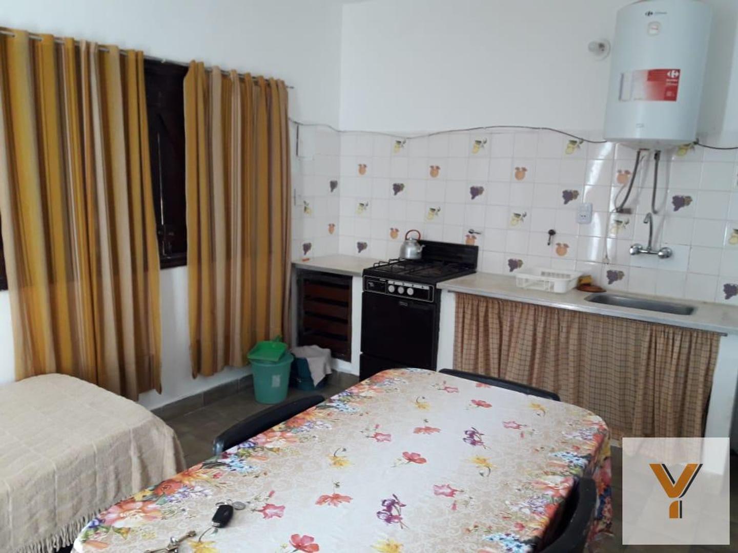 Casa 7 ambientes con 3 baños