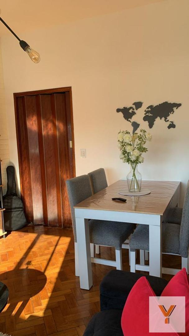 Departamento en venta - 2 Dormitorios 1 Baño - 70Mts2 - Monserrat