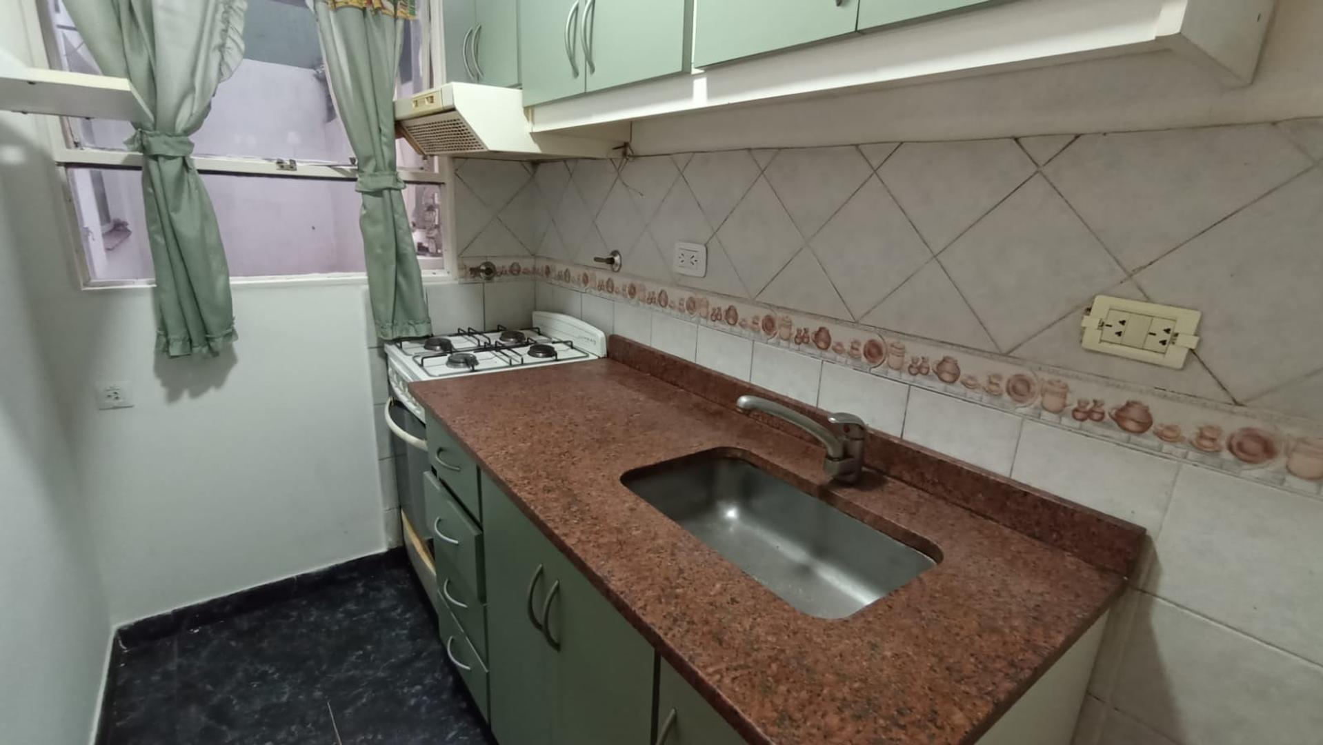 Departamento en Venta en Flores, USD 55.000