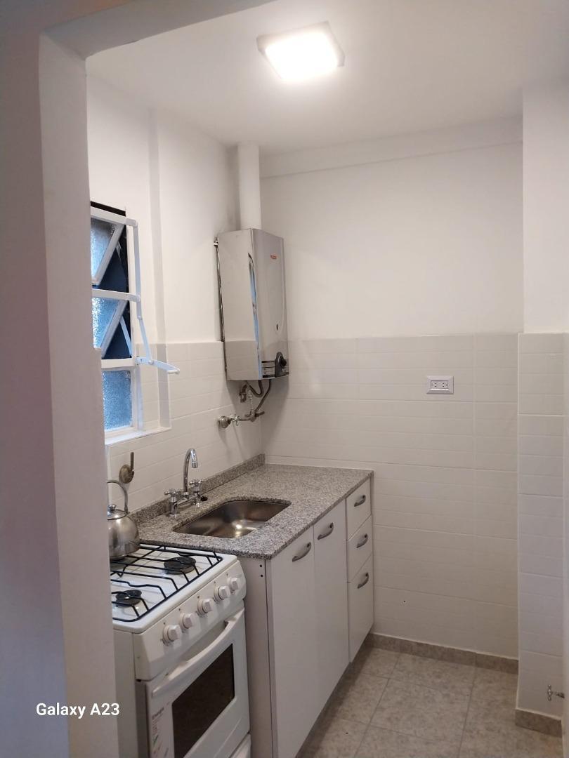 Oportunidad AMB C/Balcon y Cocina