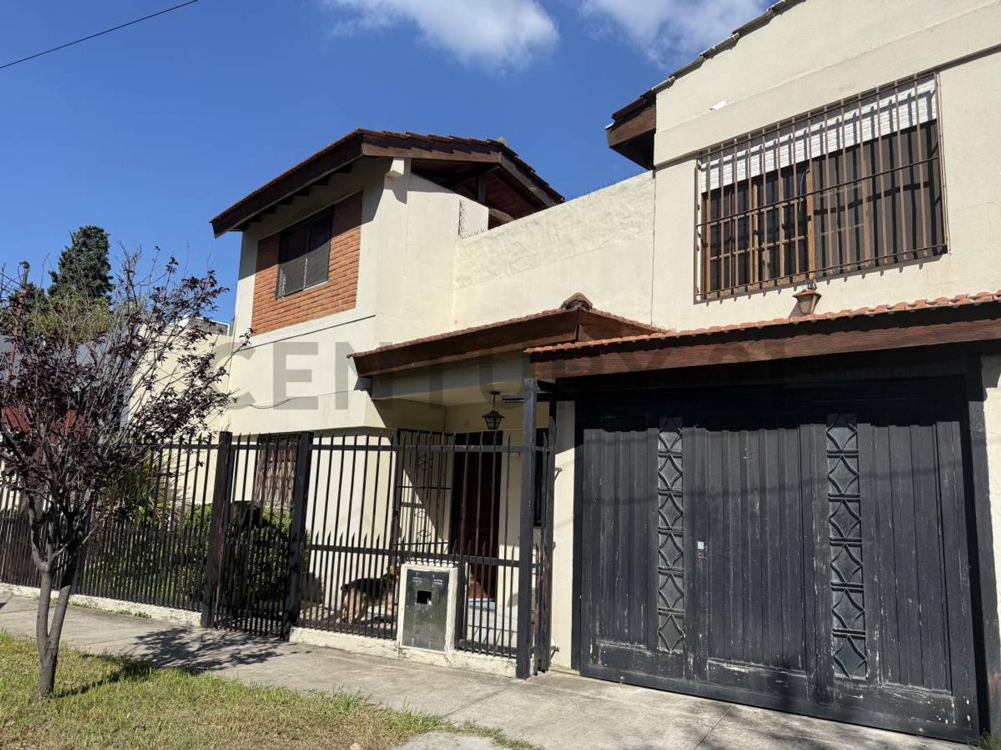 VENTA | CASA 4 AMBIENTES + DEPTO INDEPENDIENTE | APTA CRÉDITO|DESOCUPADO