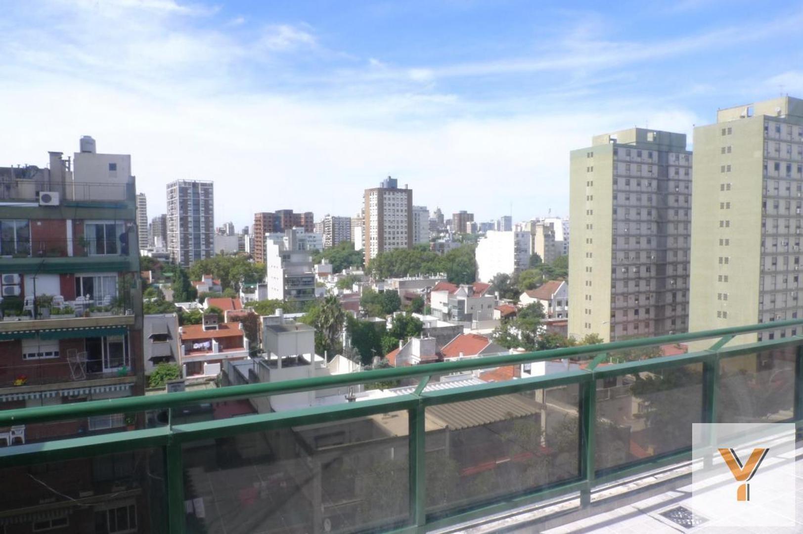 Rómulo Naón e/ Avenida Olazábal y Mendoza