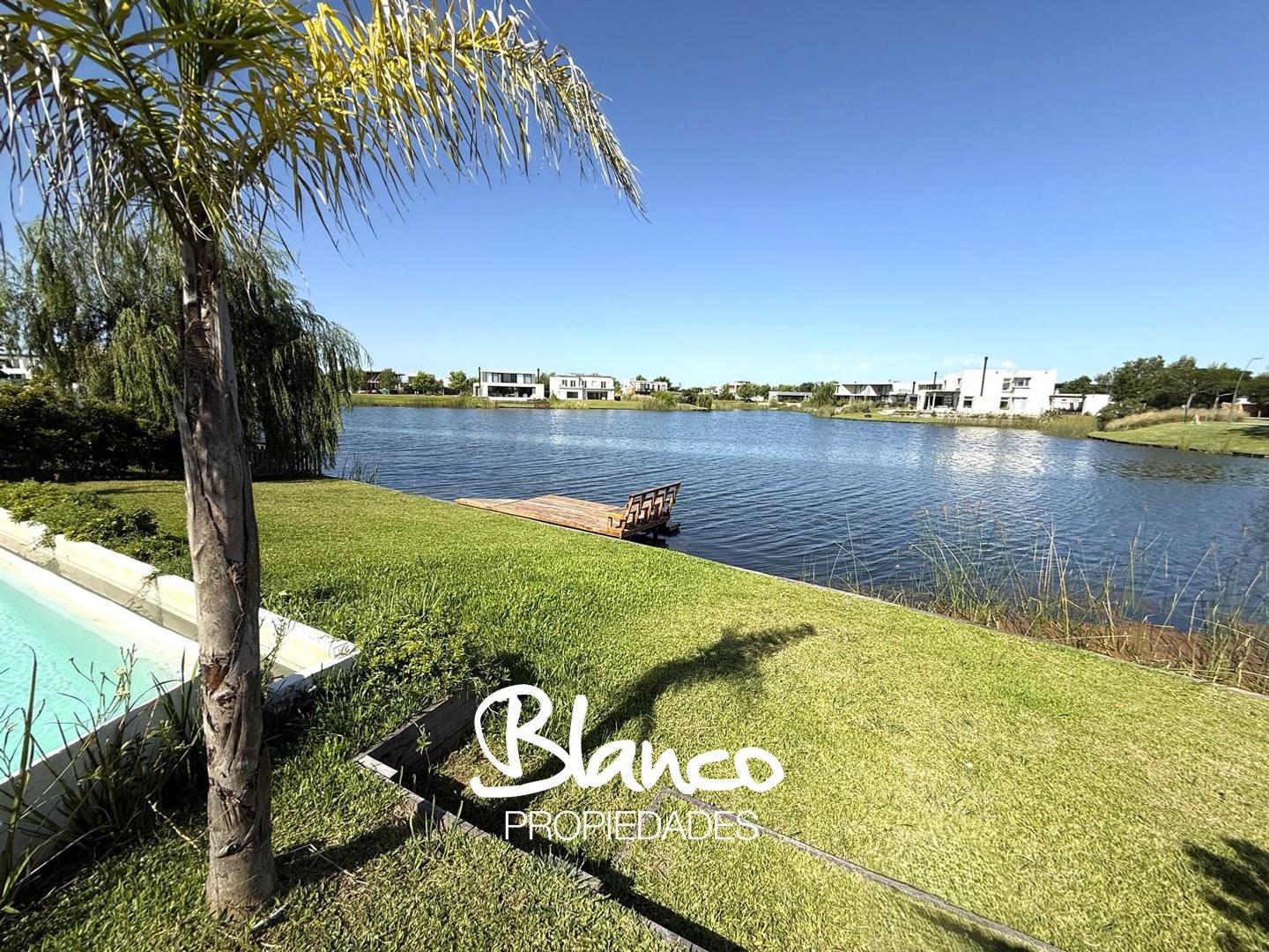 Casa en Alquiler de 4 dormitorios