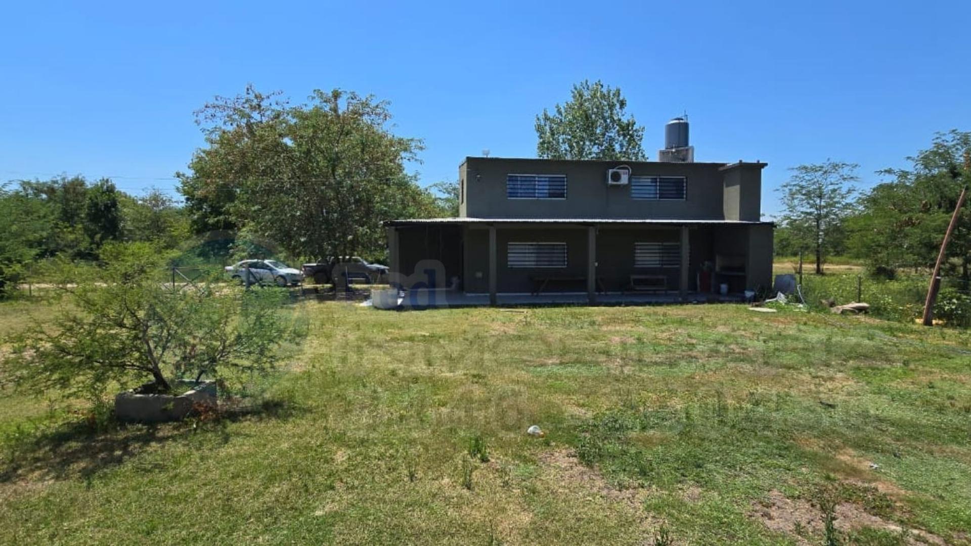 CASA CON SALON DE EVENTOS CAMINO DE LA COSTA