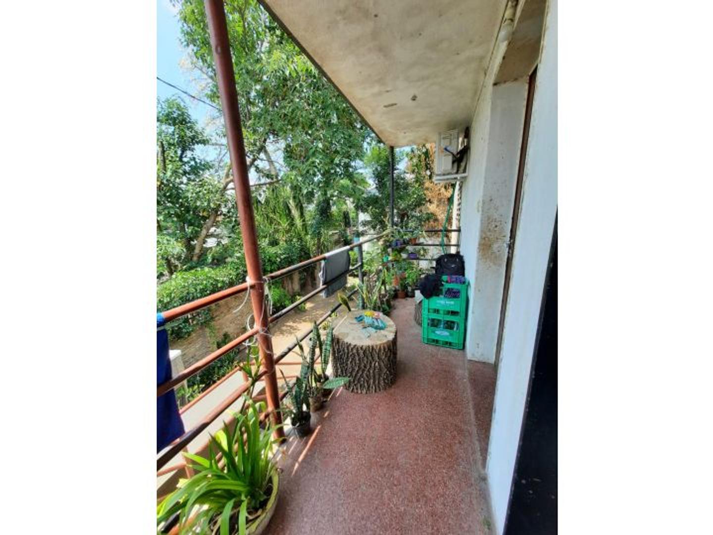 Depto Tipo Casa 3 ambientes con 1 baño