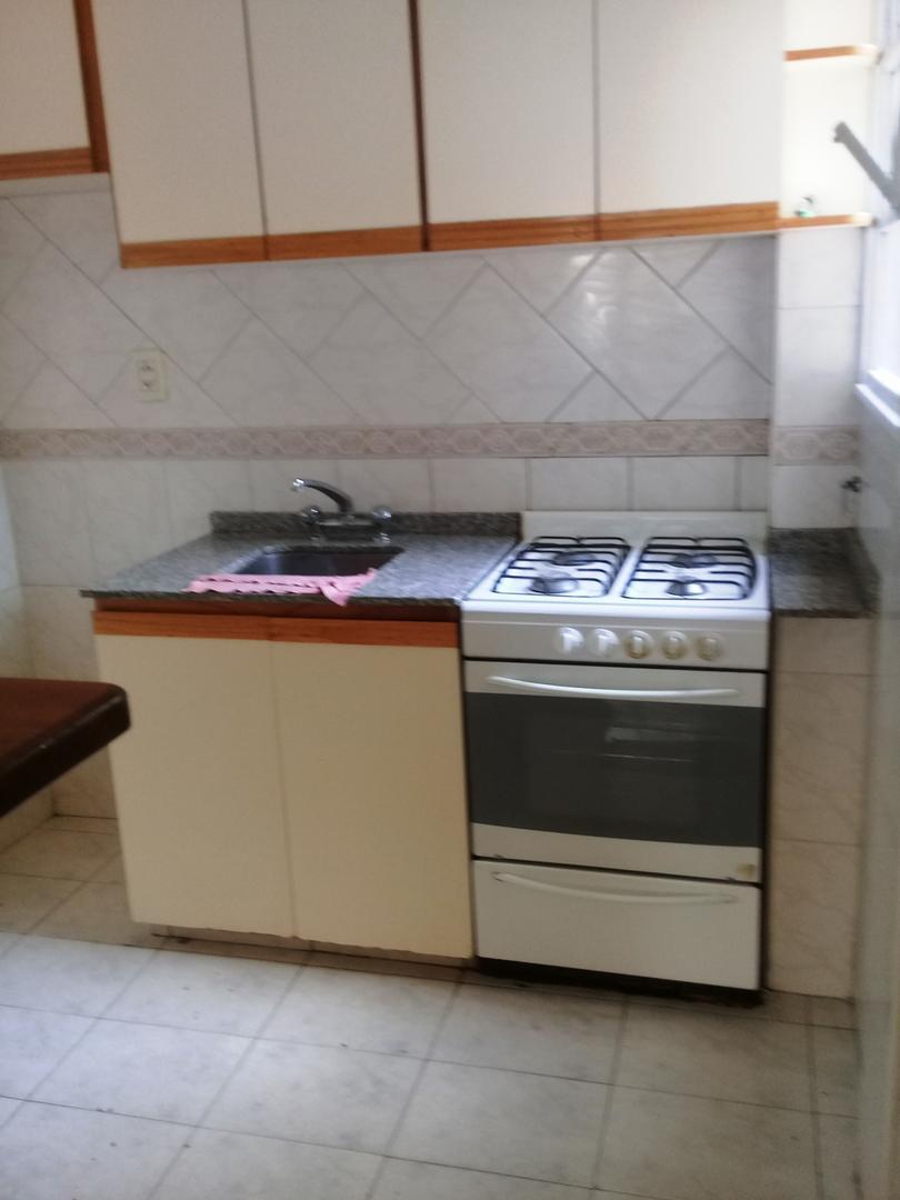 Departamento en Alquiler en Balvanera, $ 600.000