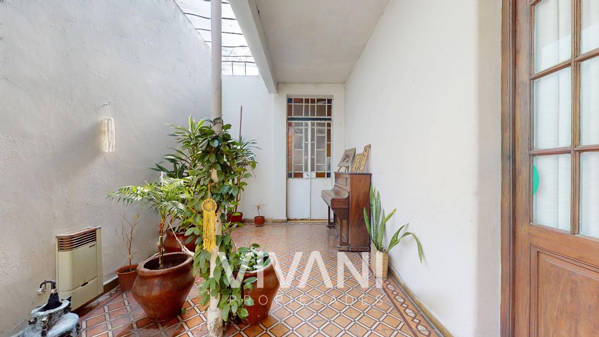 Casa en Venta con 1 cochera