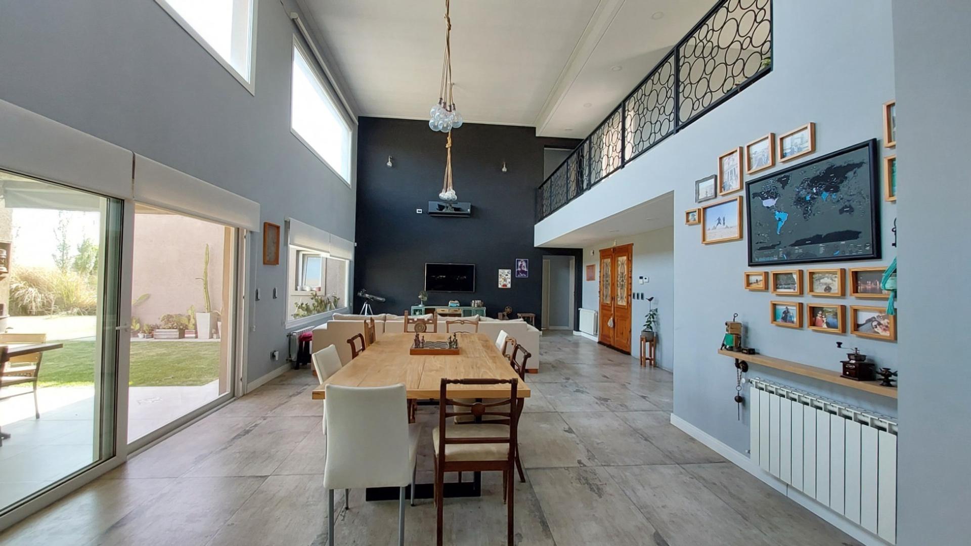 CASA EN TERRAVISTA 4 DORMS CON HERMOSA VISTA AL CAMPO