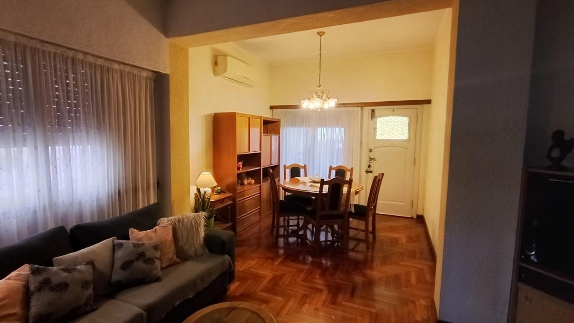 Casa en Venta en Villa Ballester, USD 120.000