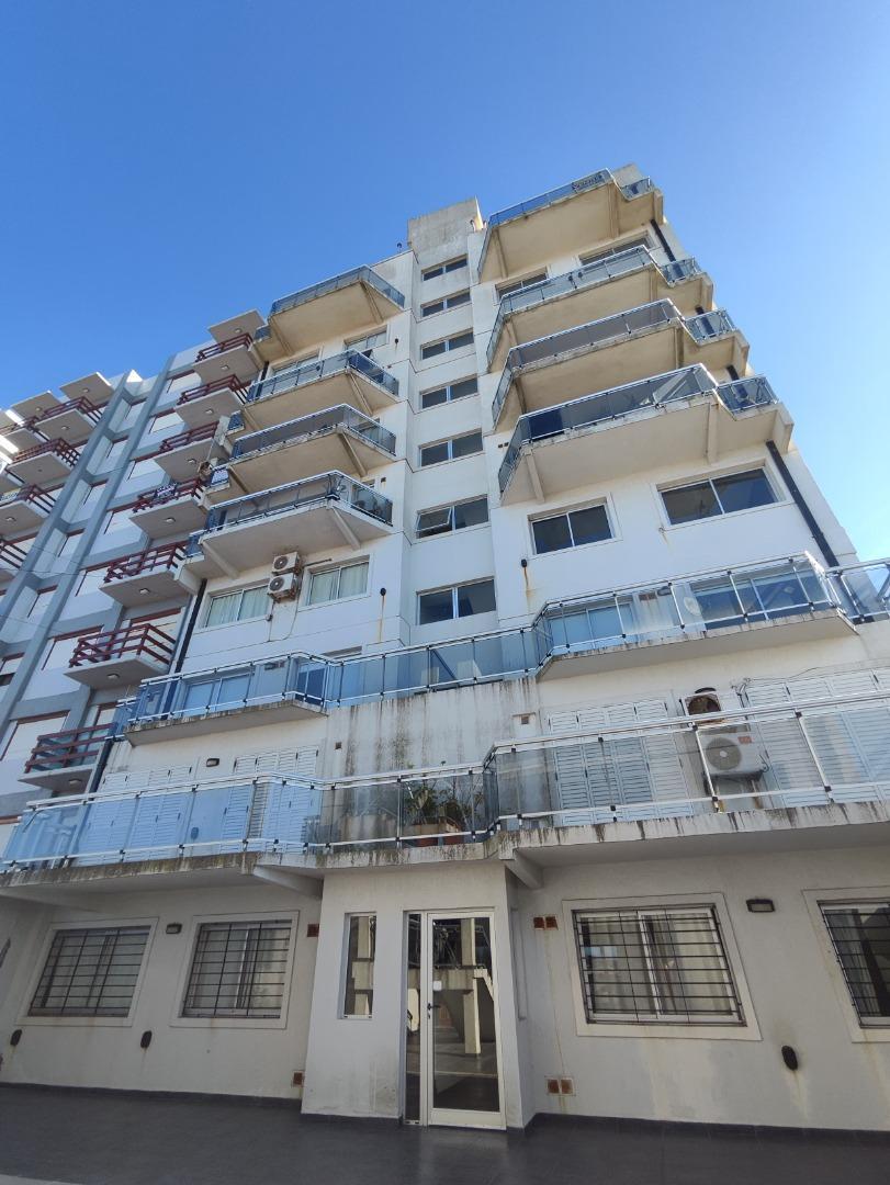 Av. Costanera 1860 , Piso 6