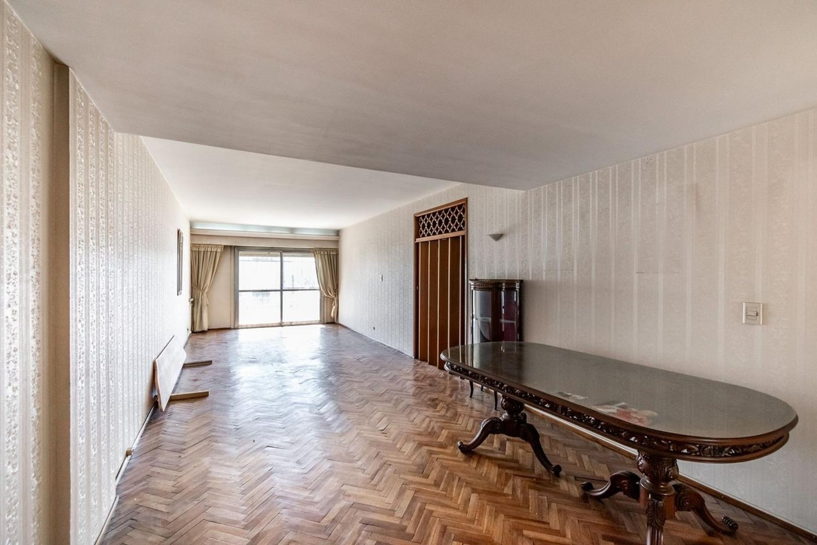 Departamento 5 ambientes con 2 baños