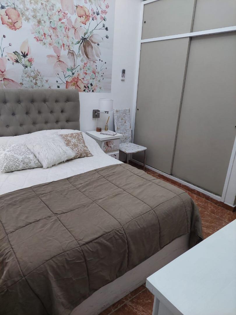 CASA EN VENTA + DEPARTAMENTO