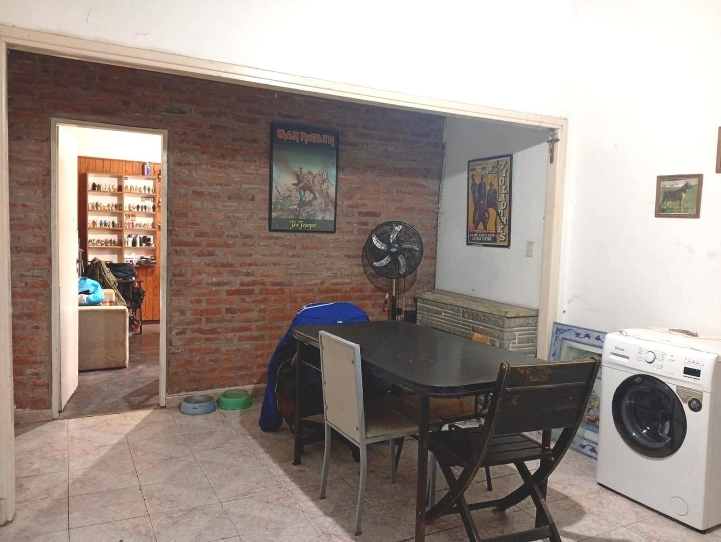 Venta Departamento 4 ambientes en Lanús Oeste Apto crédito.
