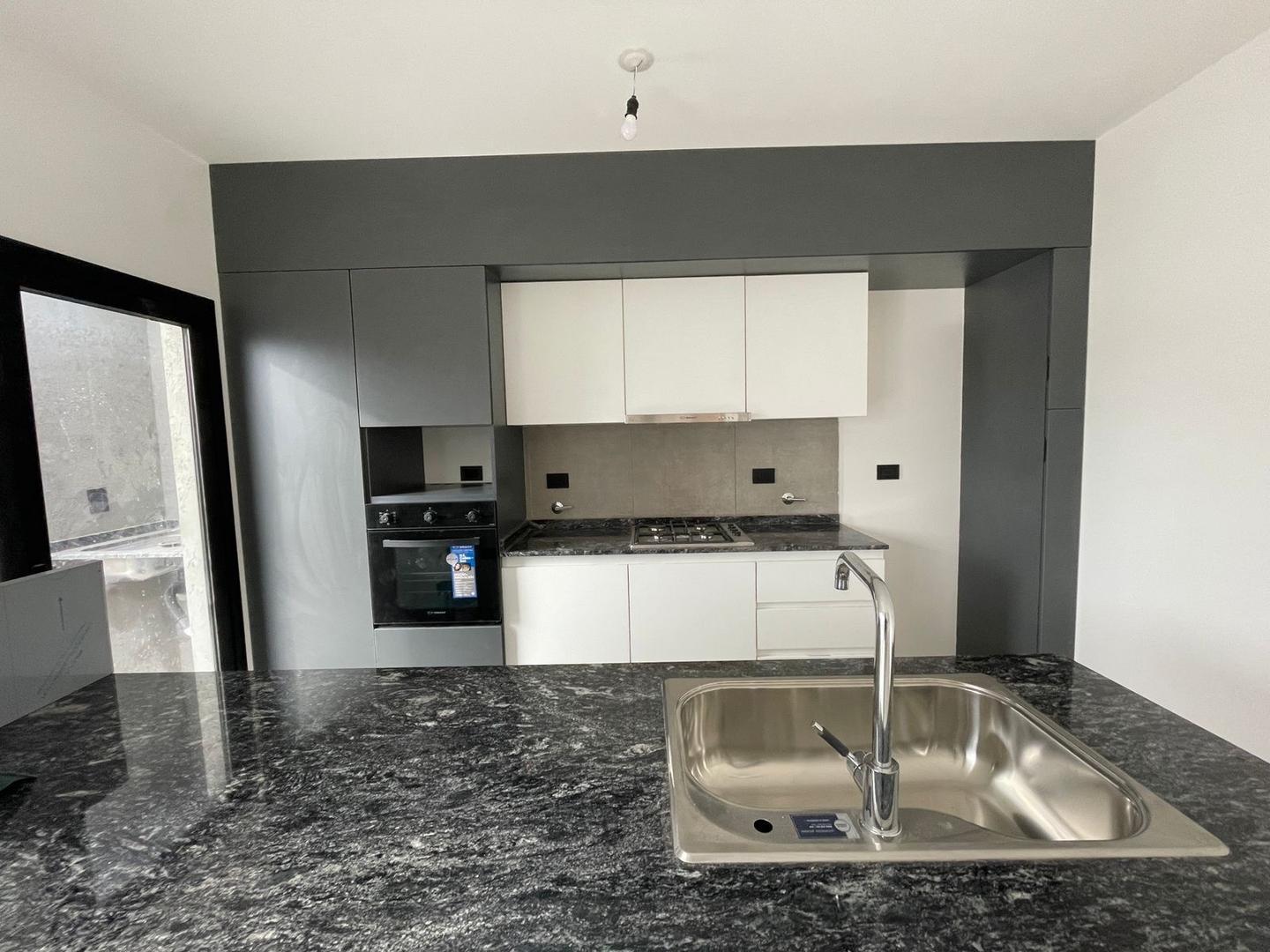 Casa en Venta en Barrio Rincones de Manantiales, USD 179.000