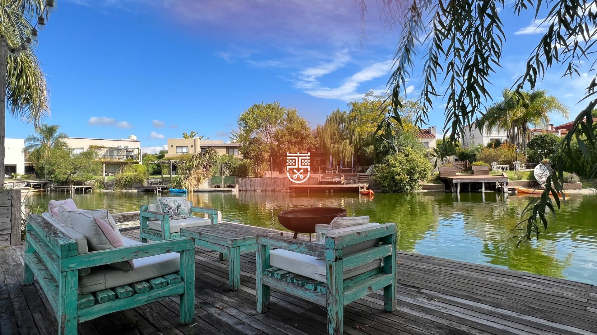 Ver Video - Excelente casa a laguna con parrilla y pileta