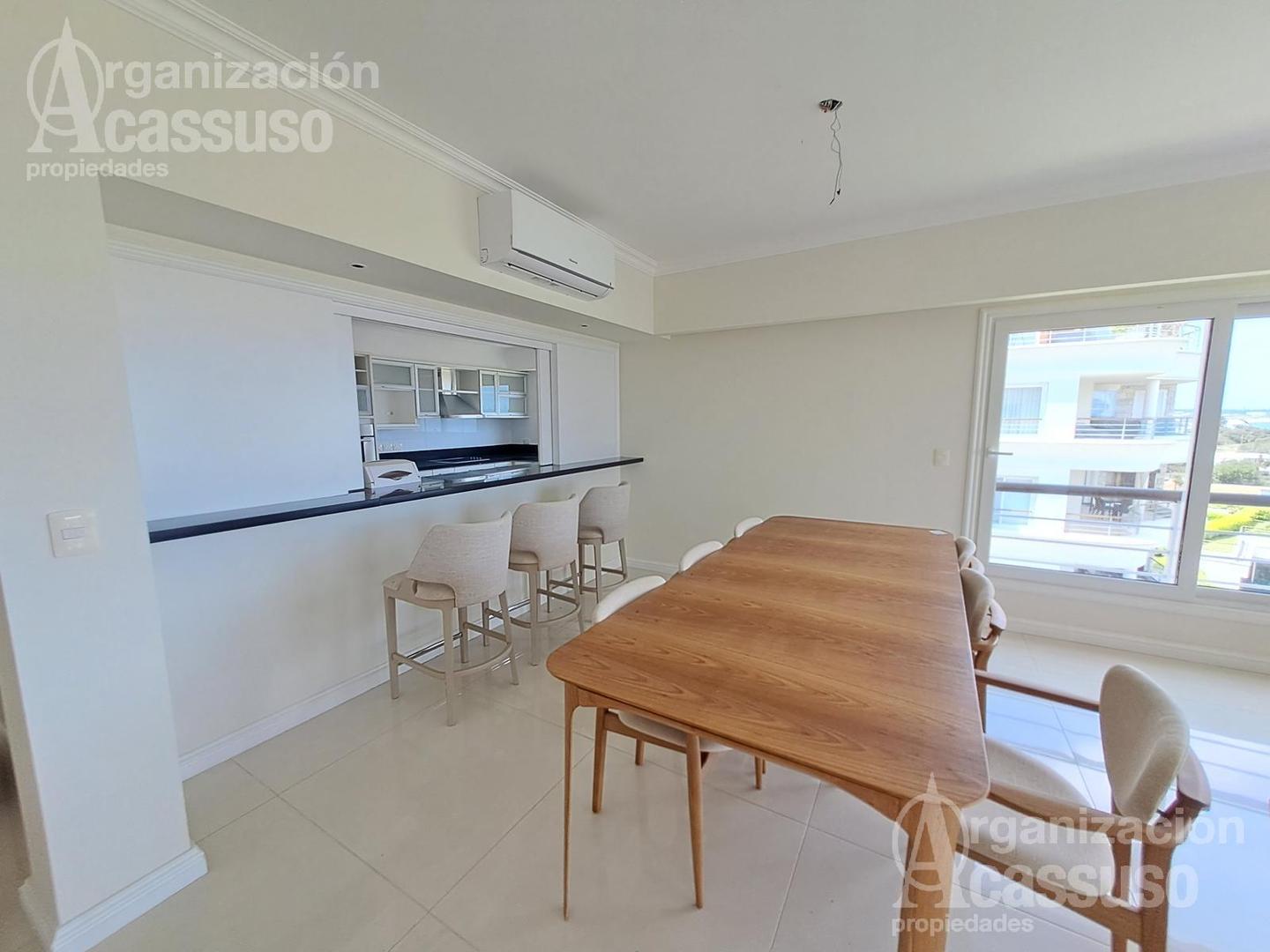 Departamento en Venta en Playa Mansa, USD 980.000