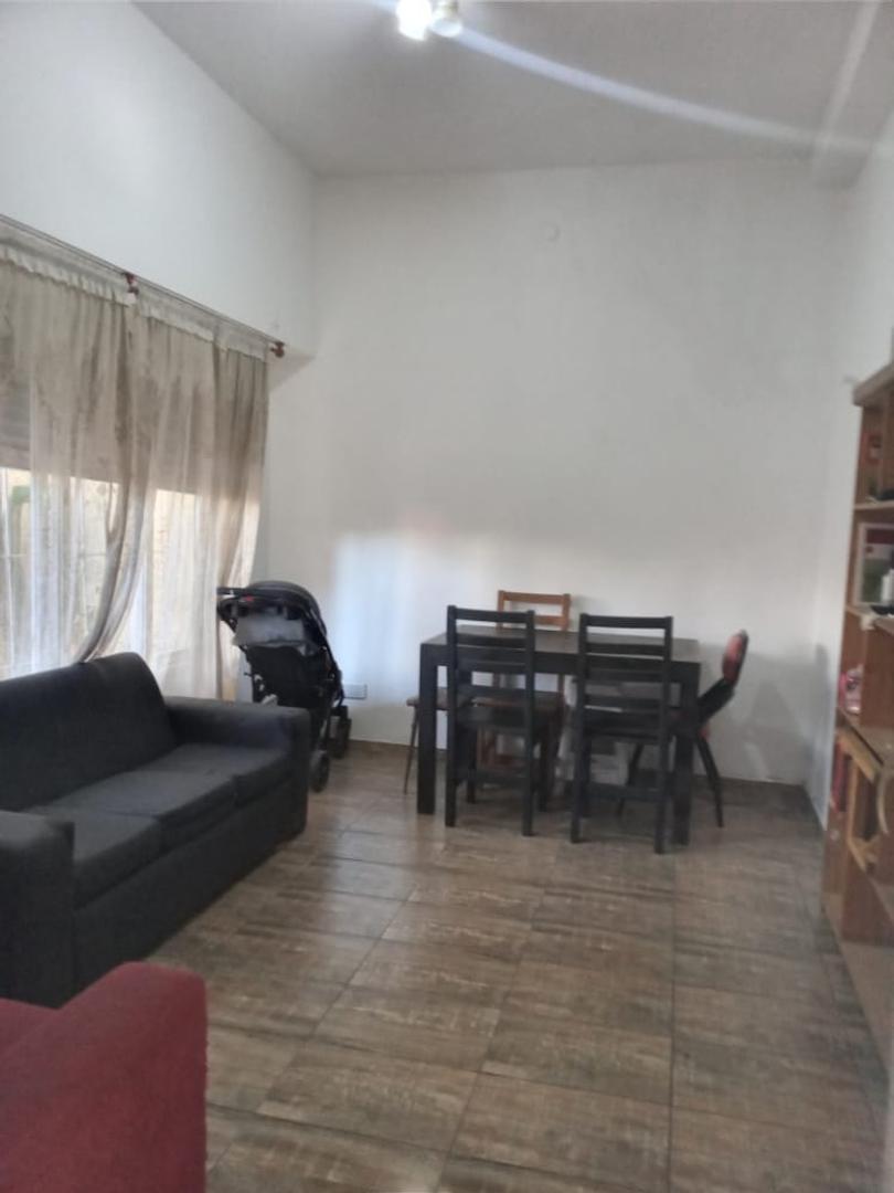 DEPARTAMENTO 3 AMBIENTES EN PB VILLA LUZURIAGA