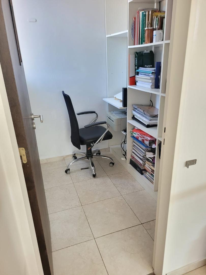 Pte Peron 3600, Piso 1