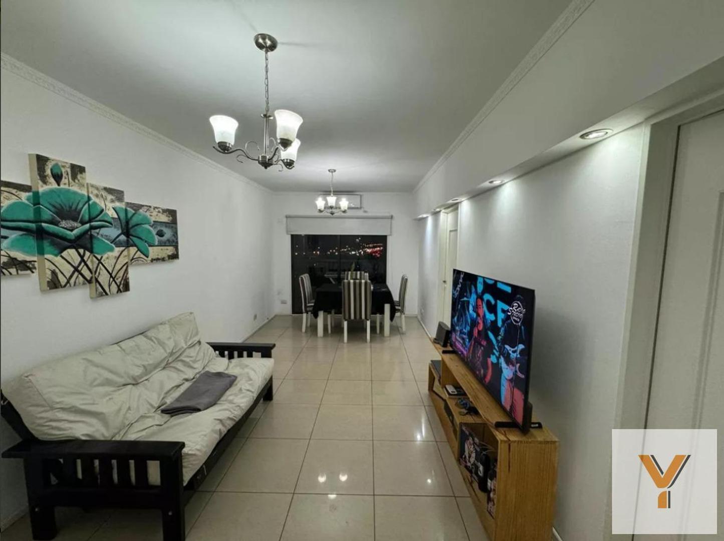 Departamento en venta - 3 Dormitorios 2 Baños - Cochera - 75Mts2 - Tres de Febrero