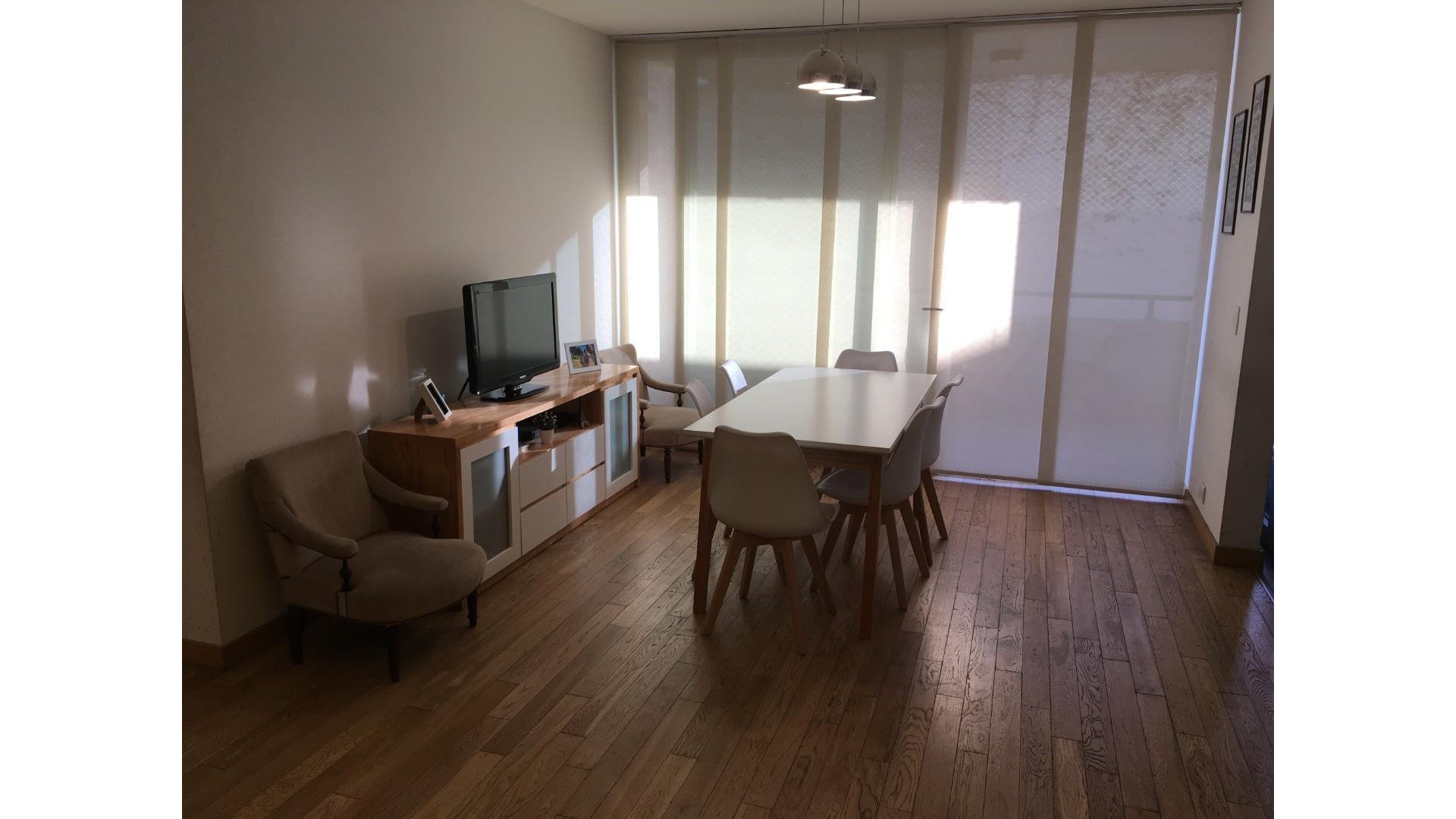 Carlos F Melo 2951 , Piso 1