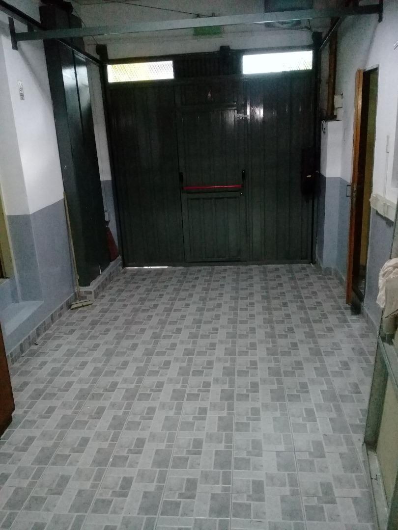 GALPON DE 391 MTS CTOS + VIVIENDA DE 5 AMBIENTES CON PATIO