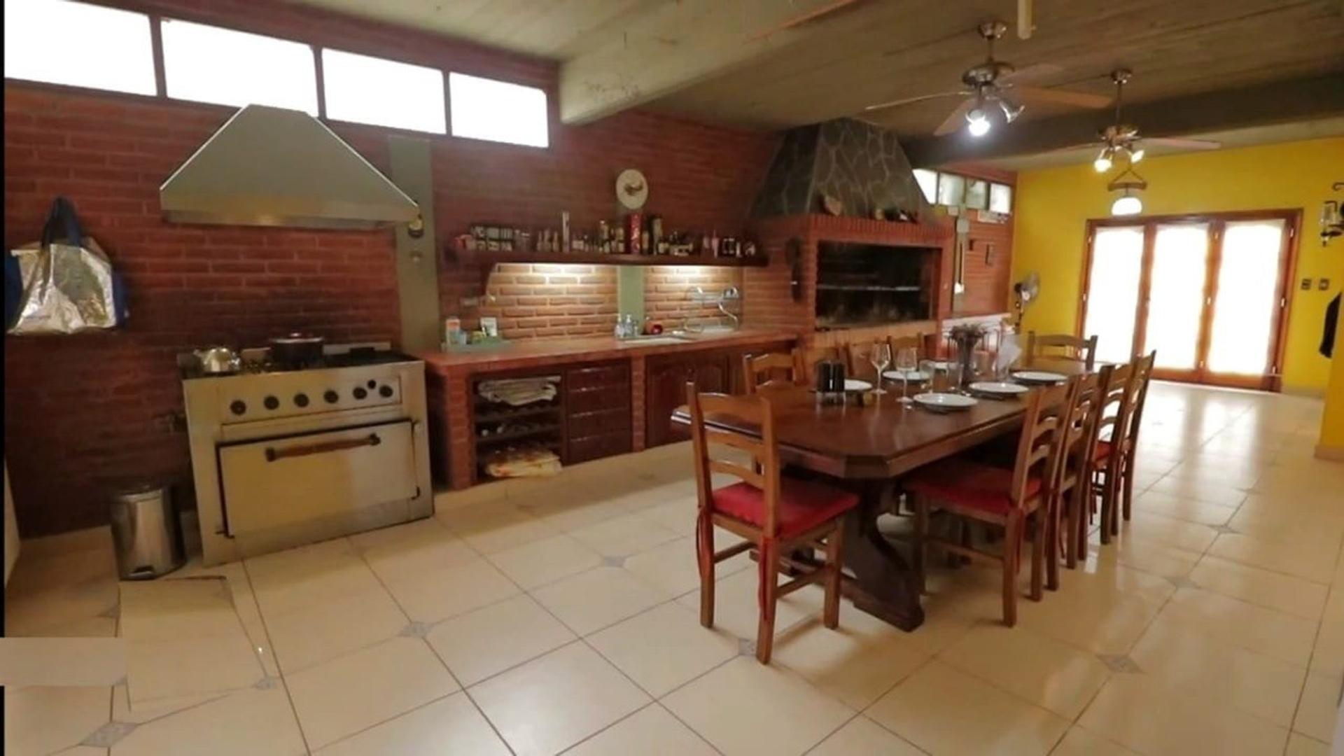 Quinta en Venta de 4 dormitorios