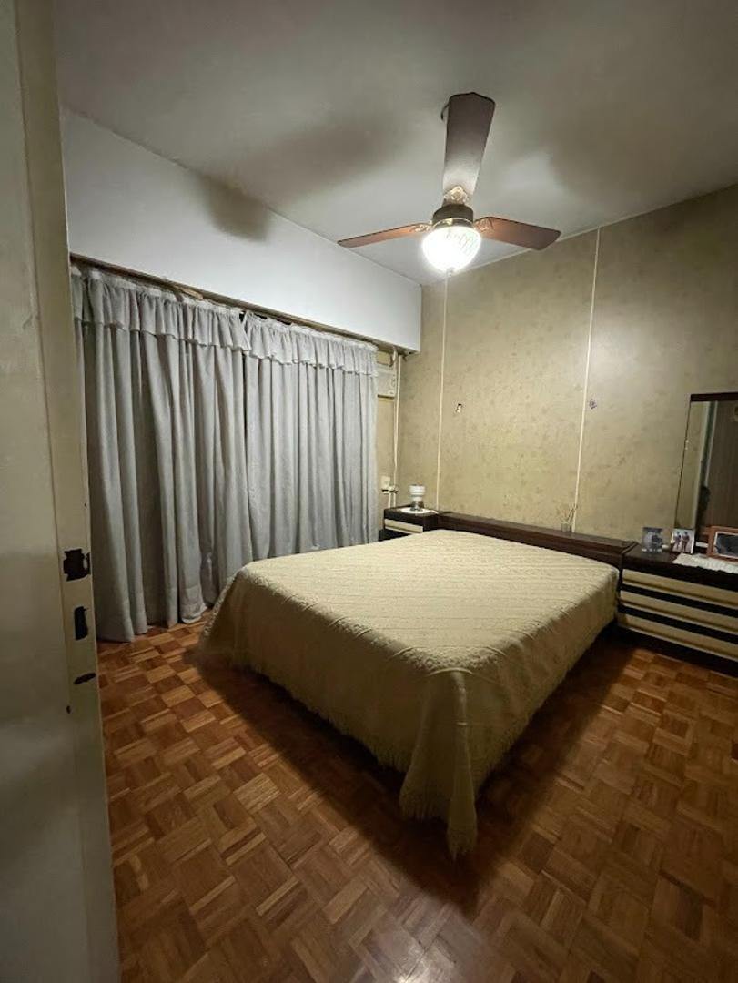 Depto Tipo Casa en Venta 50 años