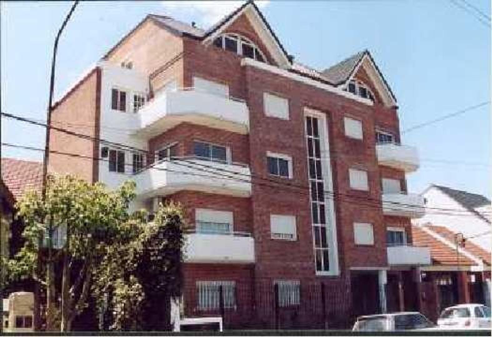 Departamento 3 ambientes venta  Ramos Mejia