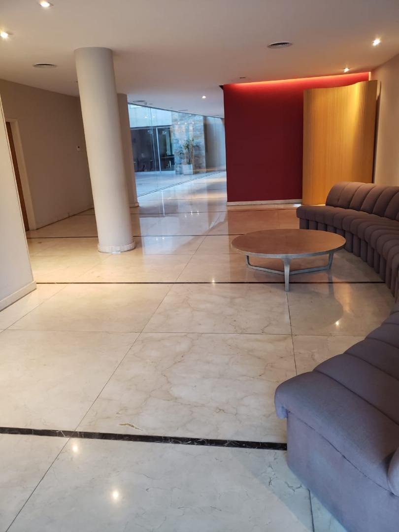 Marconi 635 , Piso 1