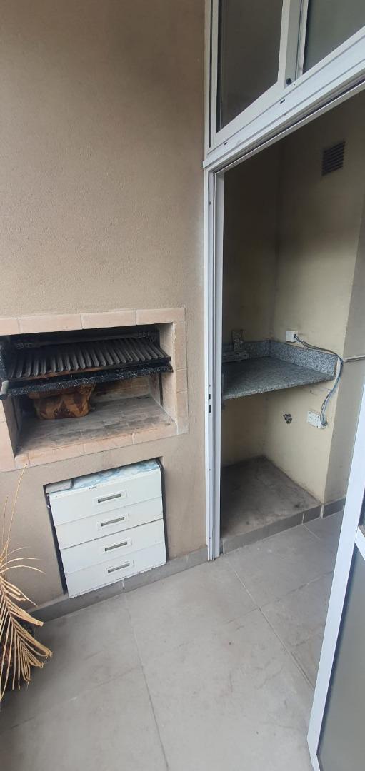 Departamento en Alquiler con 1 cocheras