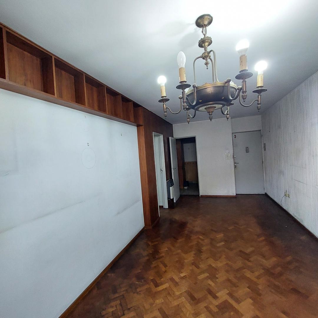 Santa Fe 2100, Piso 7