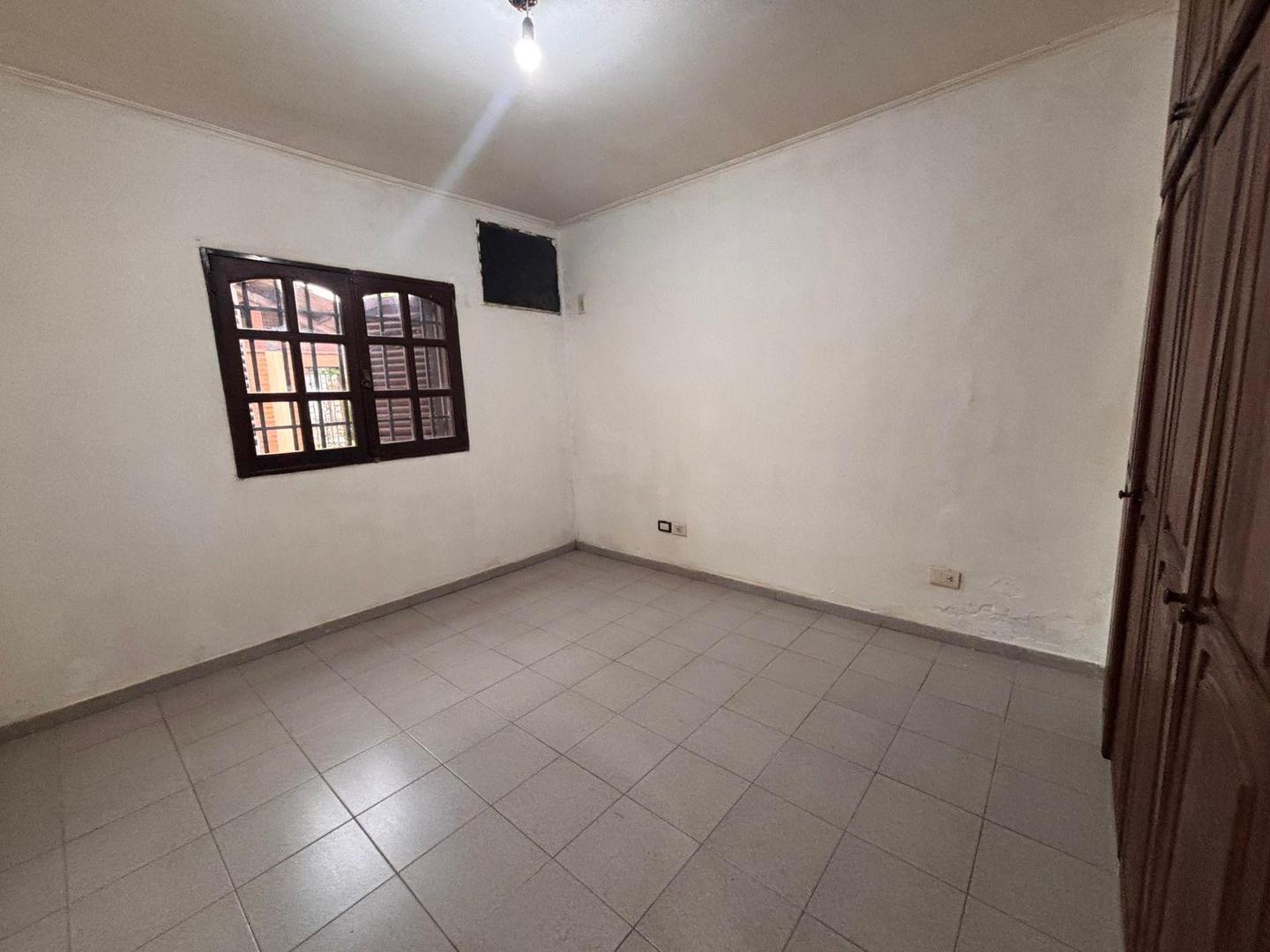 Departamento 4 ambientes con 1 baño