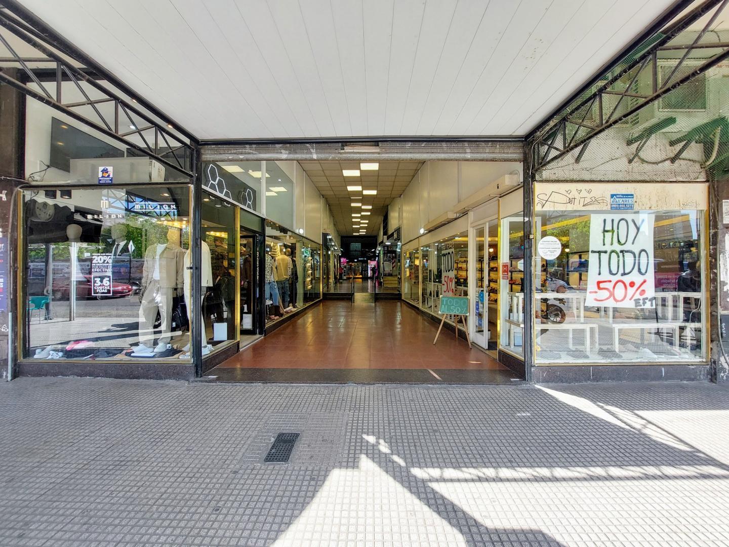 Local en Alquiler en Galería Gran Rivadavia en Ramos Mejía