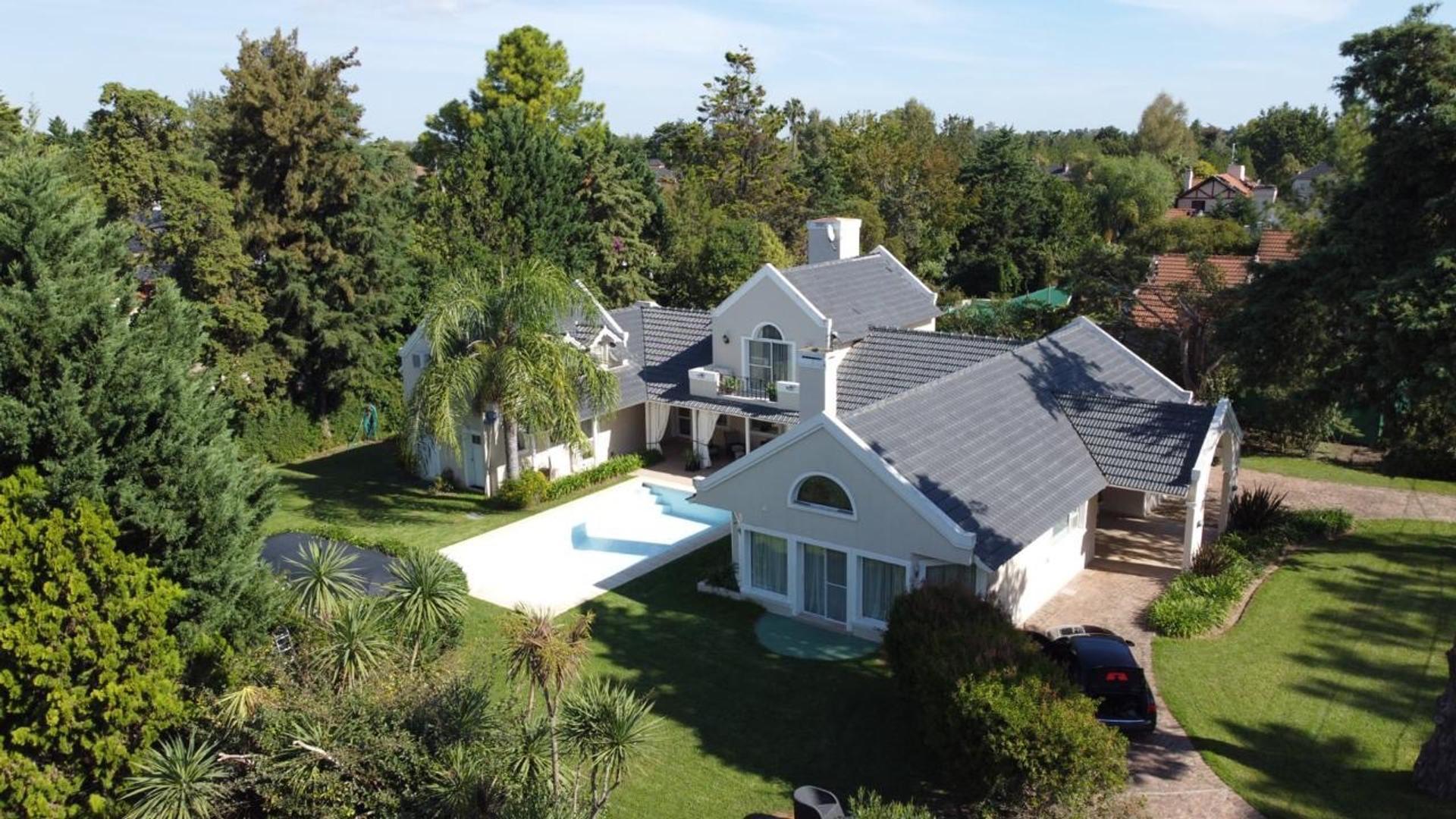 Colectora Norte Acceso Oeste Km 42,5