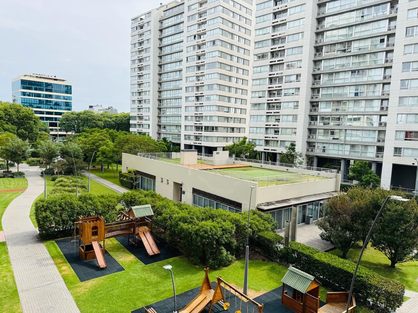 Avenida del Libertador al 1700