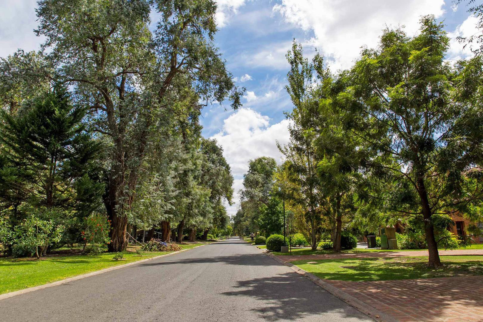 LOTE superf. 760m2 VENTA - CLUB de CAMPO PRADERAS de LUJAN!