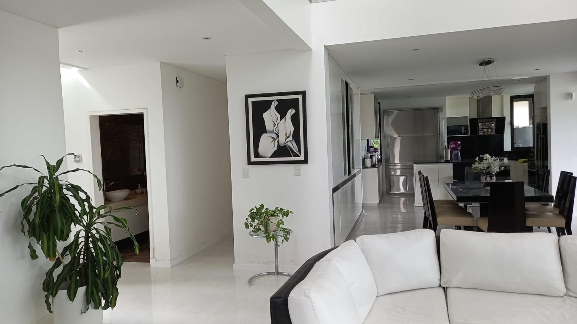 Casa en Alquiler de 6 dormitorios