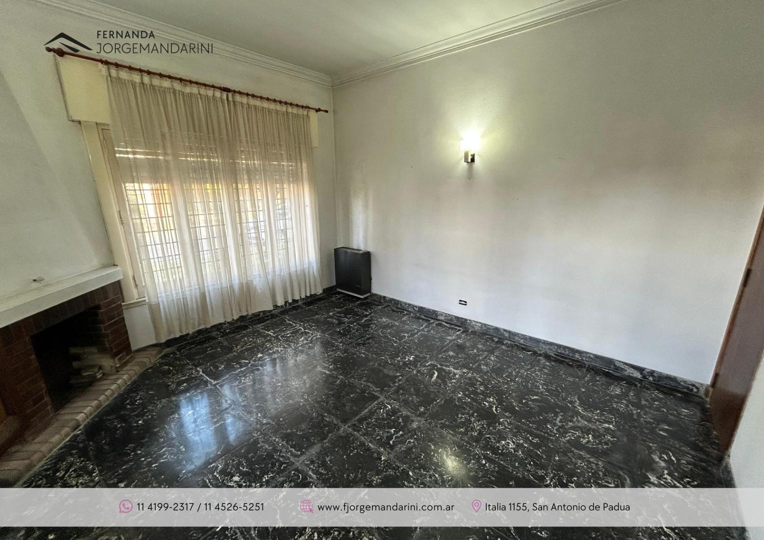 Casa 3 ambientes con 2 baños