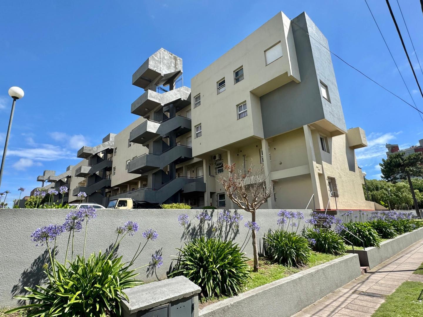 DEPARTAMENTO 4 AMB CON BALCON TERRAZA Y COCHERA - SAN CARLOS