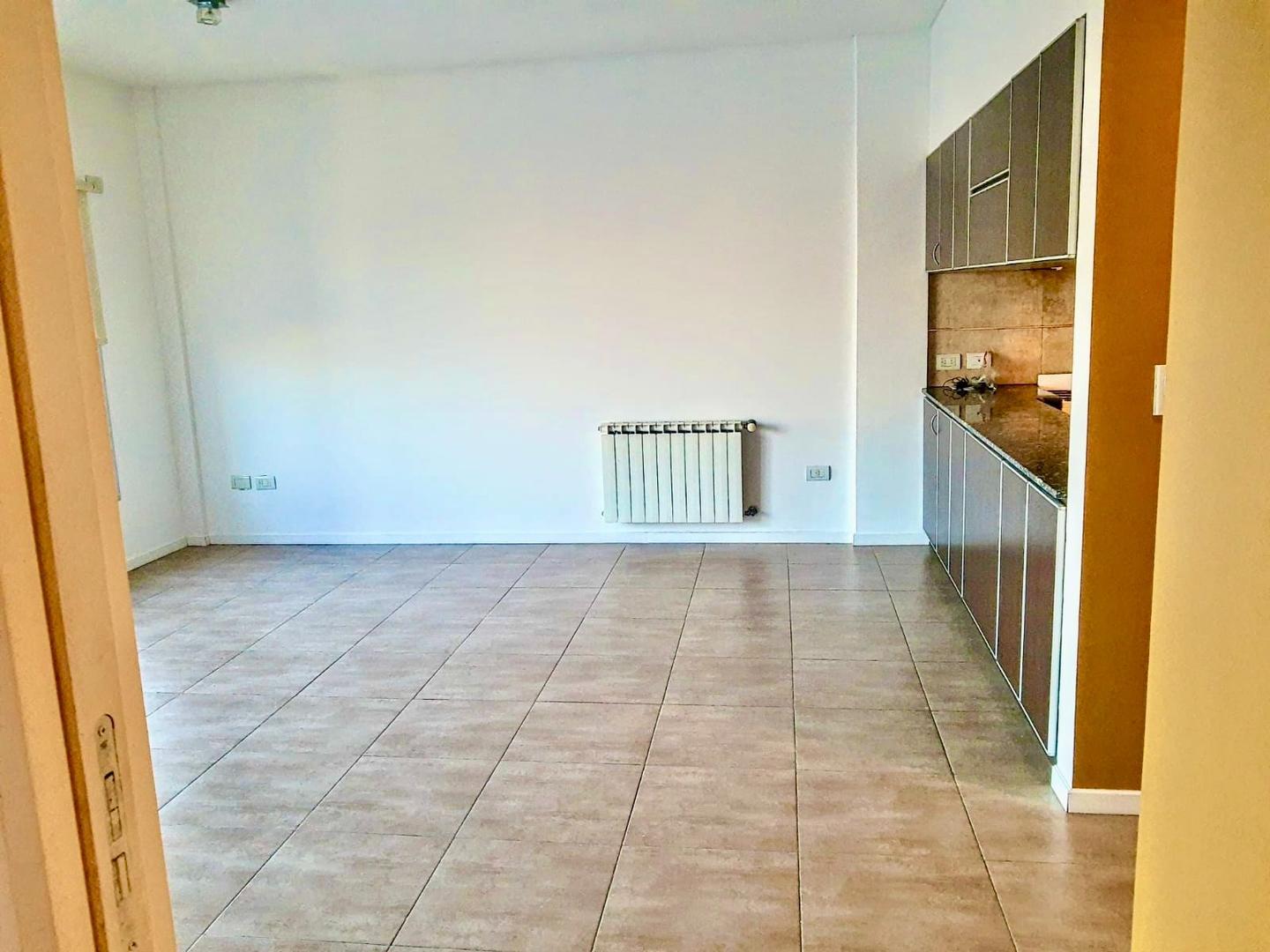 Departamento en Alquiler en Berazategui, $ 750.000