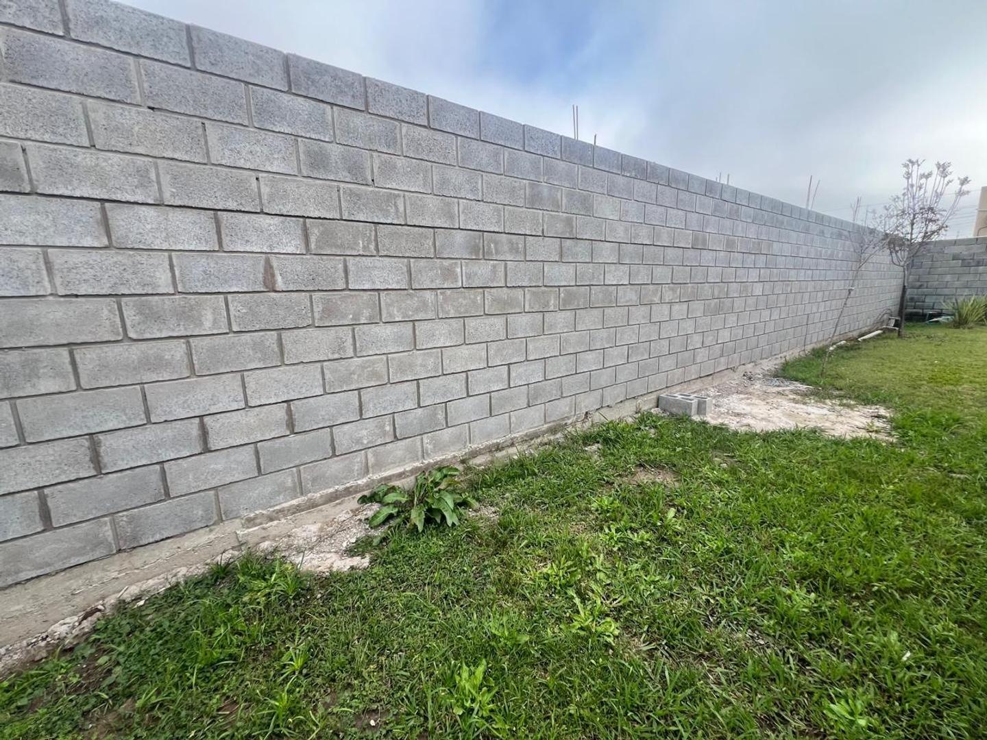 Casa 2 ambientes con 1 baño