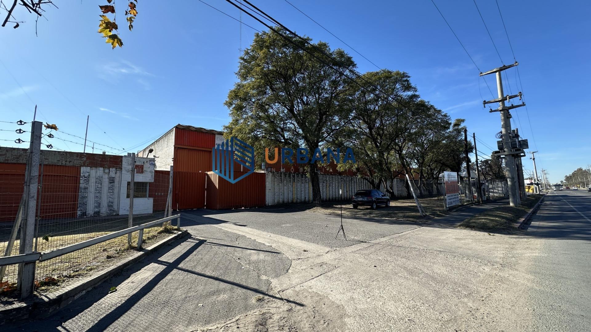 galpon 6.500m2 más 5.200m2 de terreno en la ruta Nº9