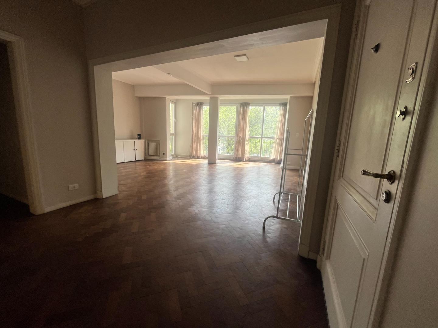 Departamento en Alquiler de 4 ambientes