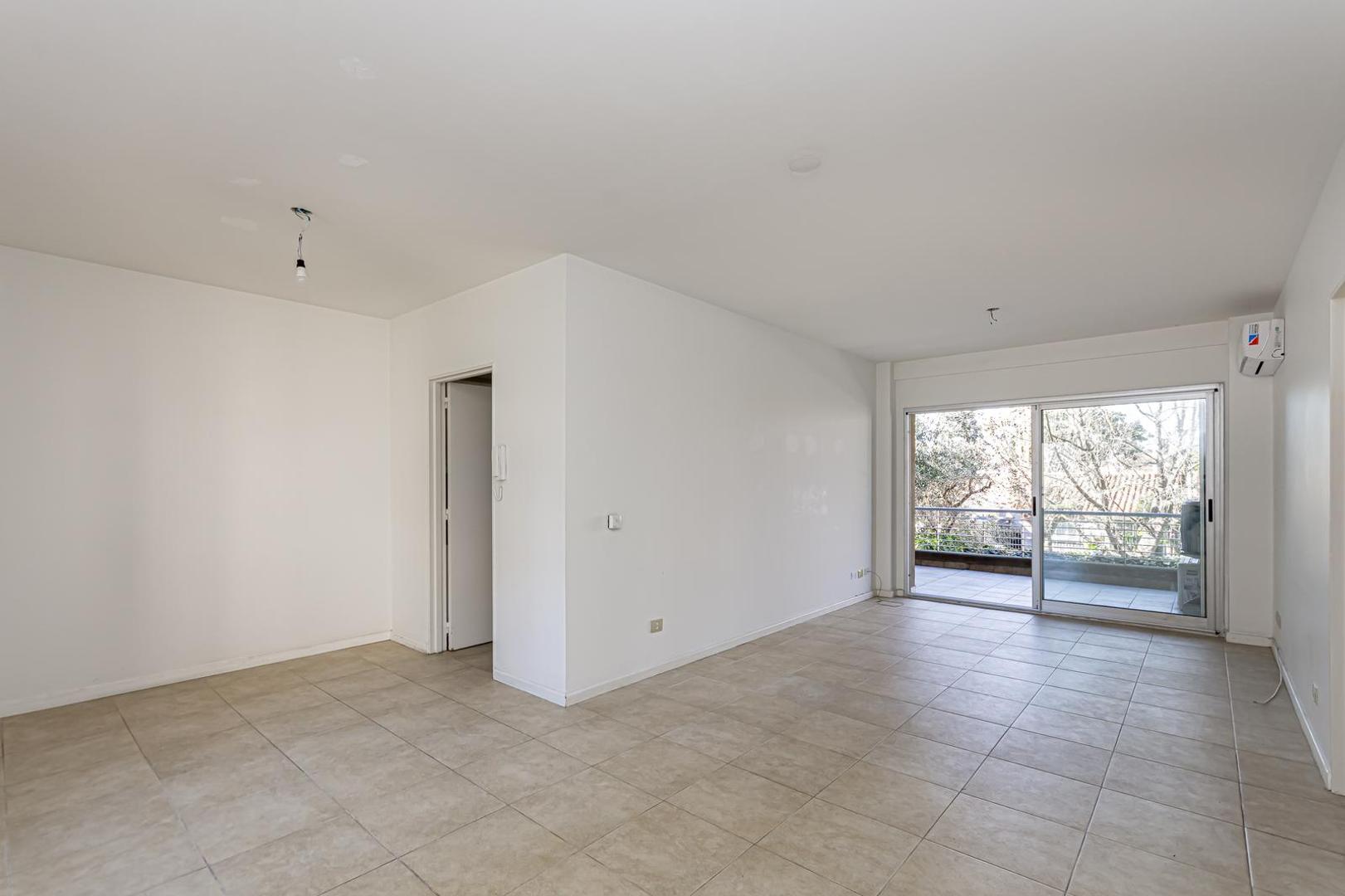 Departamento 3 ambientes con 2 baños