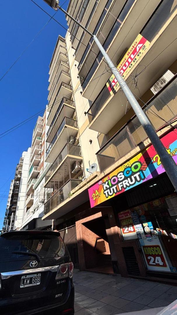 Sarmiento 39 , Piso 8