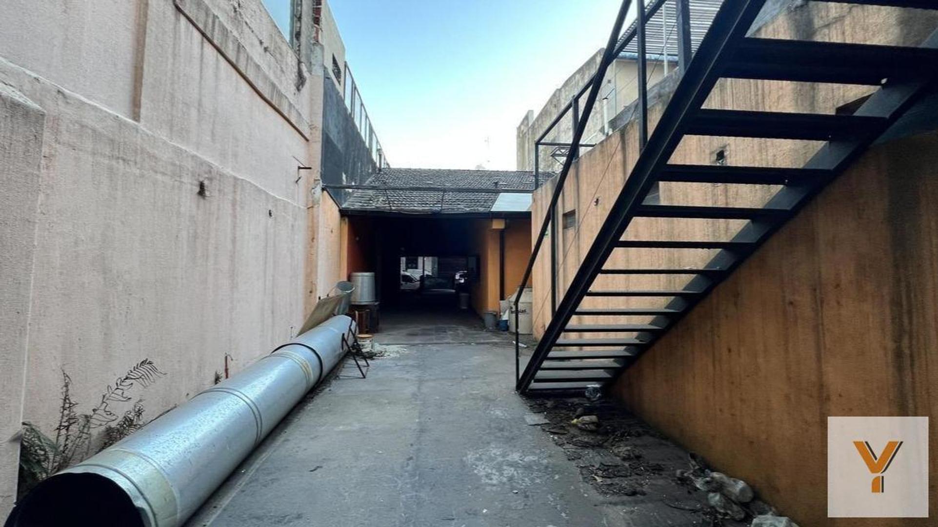 Depósito en venta - 2 Ambientes - 260Mts2 - Palermo