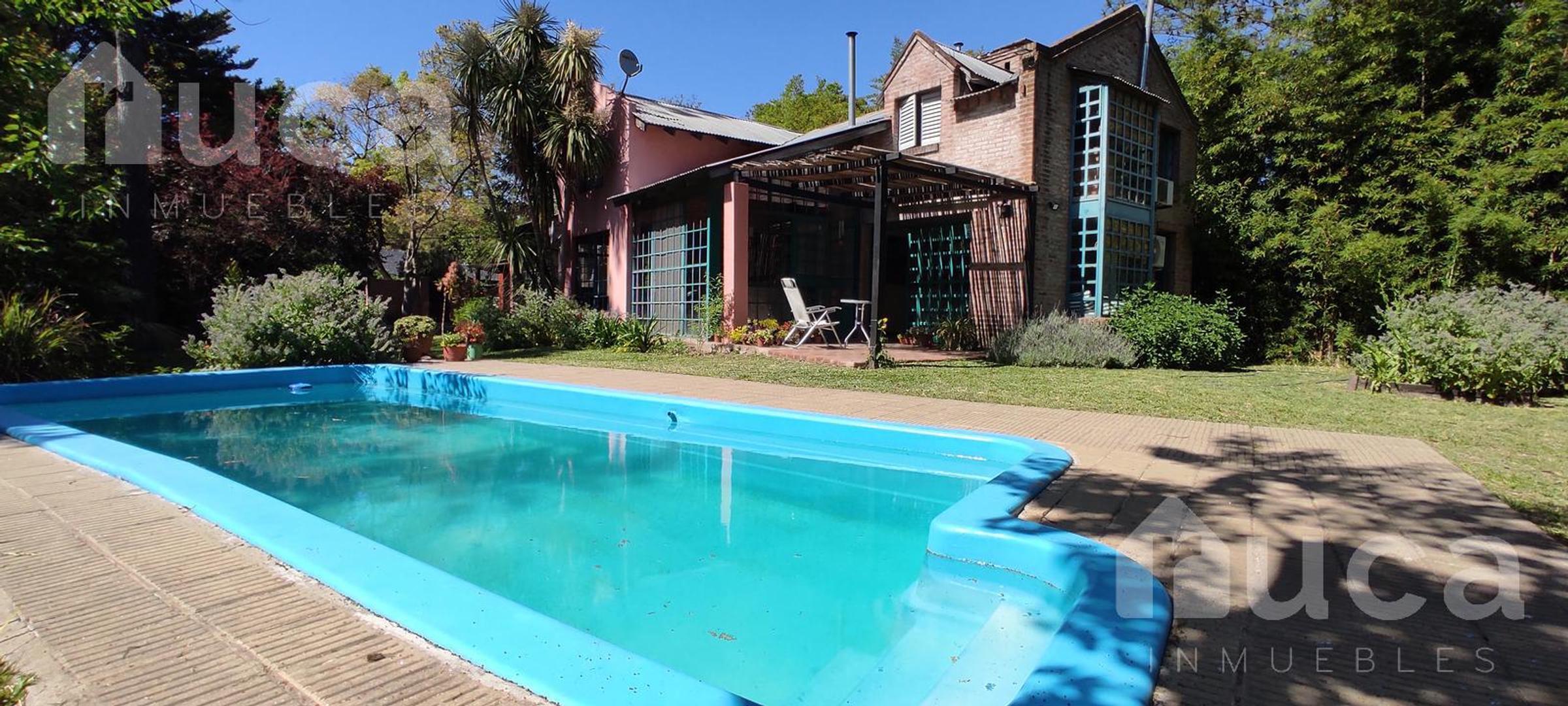 ALQ VERANO | Pintoresca casa con bello Jardin y Pileta en La Bota, Benavidez