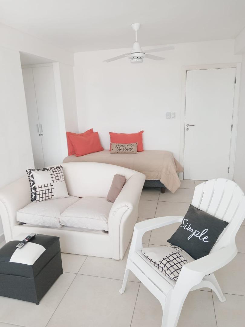 Departamento 2 ambientes con 2 baños